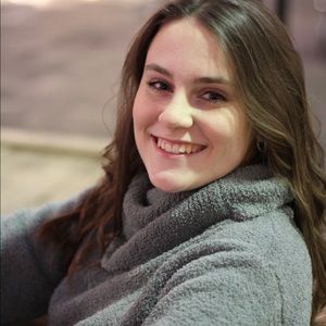 Meet your Posher, Abigail